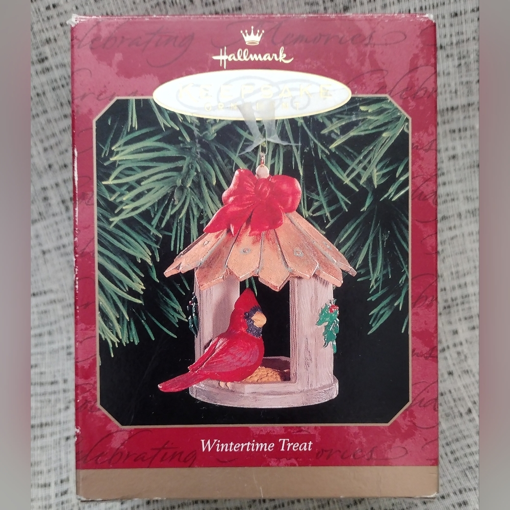 Hallmark Keepsake Ornament "Wintertime Treat"‎